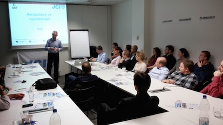 Leoš Kubíček na PMI workshopu Manipulace ve vyjednávání BCF s.r.o.